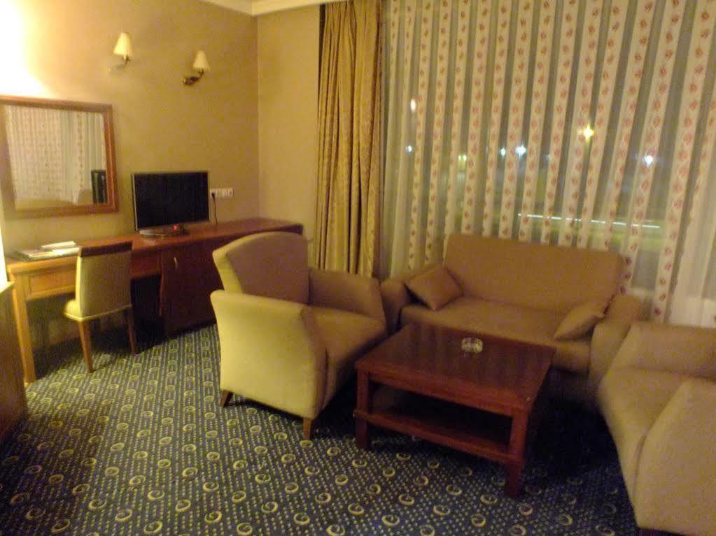 Kndf Marine Hotel 伊斯坦布尔 外观 照片